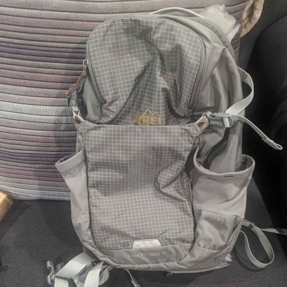 REI Link Hydro 15 Hydration Backpack